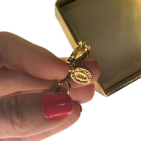 New in Box Juicy Couture pink striped cat eye glasses 2014 charm bracelet - Picture 2 of 6